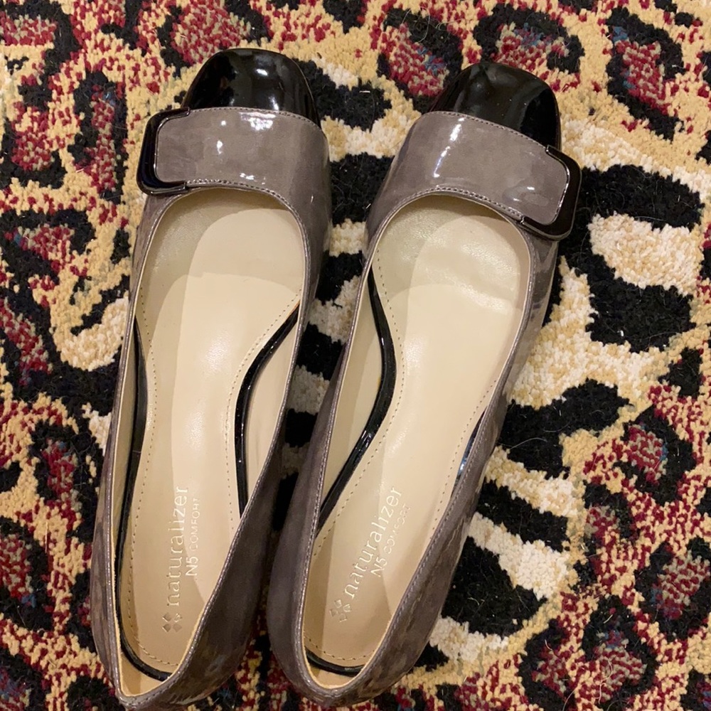Naturalize grey/black Xavier shoes